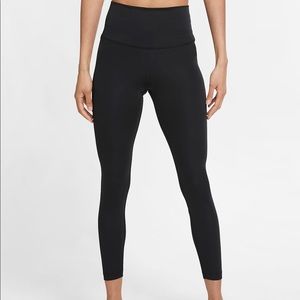Nike Yoga Leggings 7/8
